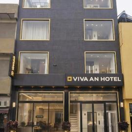 Hotel Vivaan - Walk to Banke Bihari Temple