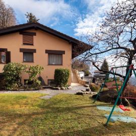 Casa RuKi by Quokka 360 - Green Views in the Valleys of Lugano，位于Bigorio的酒店