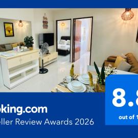 Family Getaway 2BR Resort-type condo near Airport with FREE Gym, FREE Pool, FREE Parking - B2 1Kunzite，位于公主港的酒店