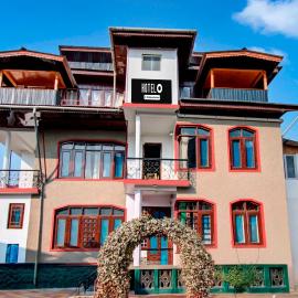 Townhouse Brein Nishat，位于斯利那加的酒店