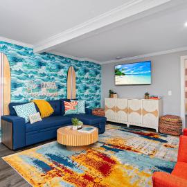 Salisbury Surf Pet Friendly 1 Block to Beach，位于索尔兹伯里的酒店