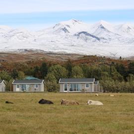 Miðhraun - Lava resort & Restaurant，位于Midhraun的酒店