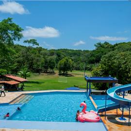Hotel Fazenda Portal das Montanhas,位于帕科蒂的酒店