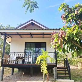 TinyHouse at TigerCave，位于Ko Bu Bu的酒店