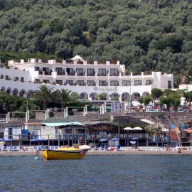 Punta Campanella Resort & Spa，位于马萨鲁布朗斯的酒店