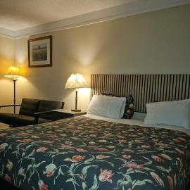 Moosomin Country Squire Inn，位于Moosomin的酒店