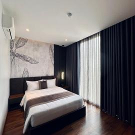 LION 12 Hotel，位于芹苴的酒店