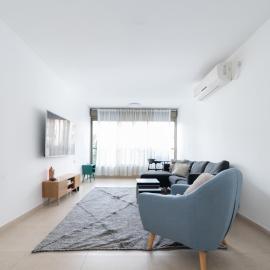 Modern Family Apartment by IsrApart