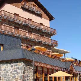 Hotel Solineu，位于拉莫利纳的酒店