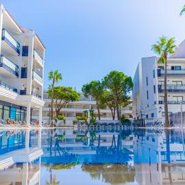 Pins Platja Apartments
