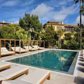 KARAT El Nogal Hotel Boutique & Spa ADULTS ONLY，位于比拉夫洛尔的酒店