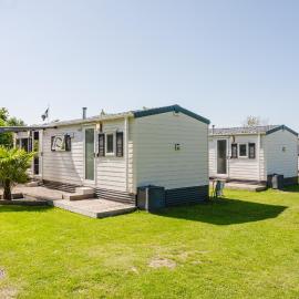TIBU - Mobilheim 6, Campingplatz Katharinenhof，位于费马恩的酒店