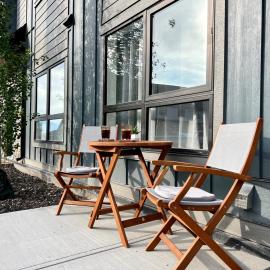 Pet-friendly Walk-Up Condo with Pool & Hot tub!，位于坎莫尔的酒店