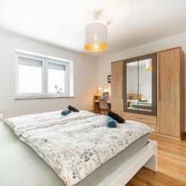 Stadt. Land. See. Ferienwohnung Leipzig,位于莱比锡的酒店