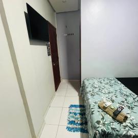 Hotel Big Burg,位于布雷夫斯的酒店