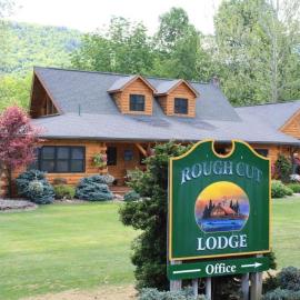 Rough Cut Lodge,位于Gaines的酒店