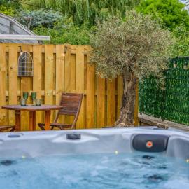 2 Bed in Fordingbridge oc-96127，位于Godshill的酒店