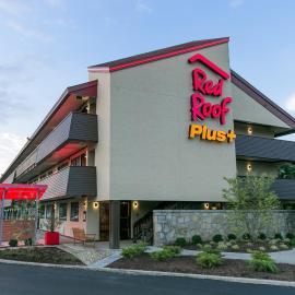 Red Roof Inn PLUS+ Columbus-Ohio State University OSU，位于哥伦布的酒店