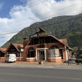 Hostería Agoyan Deluxe，位于Ulba的酒店