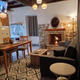 Aπανεμα Ανδ συγγρου 34，位于加拉希德松的酒店