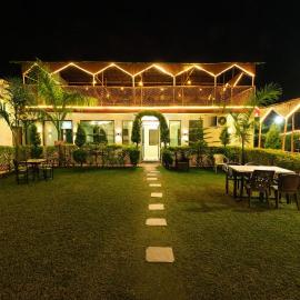 Hotel Happy Forest -Boutique Garden Retreat in Mount Abu，位于卜山的酒店