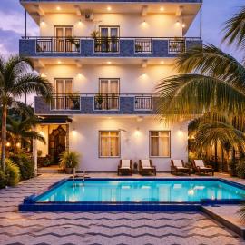 Blue Diamond Resort，位于亭可马里的酒店