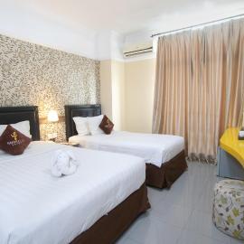 Amarelo Hotel Solo，位于梭罗的酒店