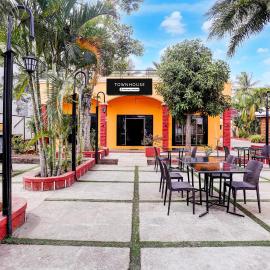 Townhouse Amrapali Resort