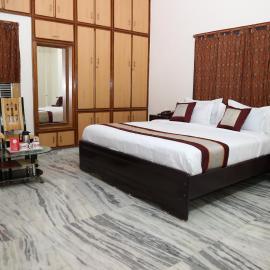 Sudha Grand Guestinn