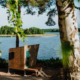 Tiny Houses Klein Ahoi Camp Canow，位于Wustrow的酒店