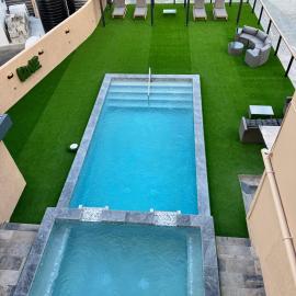 The Hive Boutique Hotel Double Queen Room 106，位于斯卡伯勒的酒店
