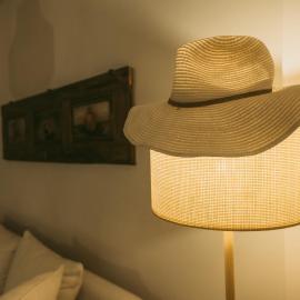 Maelia Samos Apartment，位于Ríva的酒店
