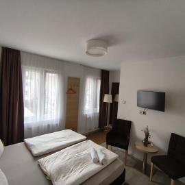 Hotel am Markt，位于吕德斯海姆的酒店