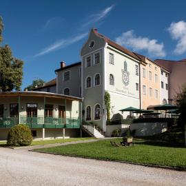 Gutshotel Odelzhausen，位于欧德扎奥森的酒店