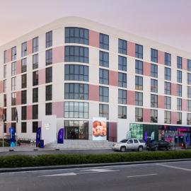 Nest Hotel, Aljada，位于沙迦的酒店