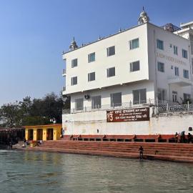 Jaswinder Bhawan - By The Ganges