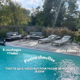 Gîte familial Le Sauvage à 10 minutes Pairi Daiza piscine, chiens ok，位于Chièvres的酒店