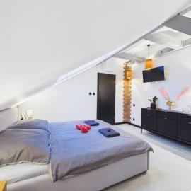 Romantic Studio Marki LoveAparts，位于马尔基的酒店
