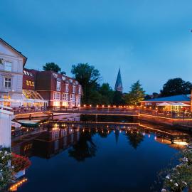 DORMERO Hotel Bergström Lüneburg，位于吕讷堡的酒店