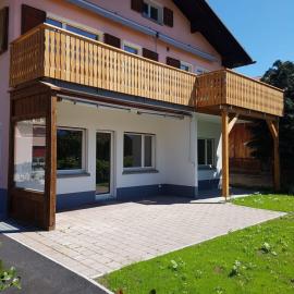 Attraktive 4,5-Zimmerwohnung in Ruschein，位于伊兰茨的酒店