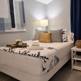 Luxury Beach front Condo，位于加尔维斯敦的酒店