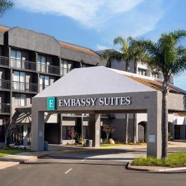Embassy Suites San Luis Obispo,位于圣路易斯-奥比斯保的酒店