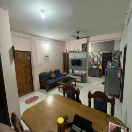 The Human Nest Coliving，位于布巴内什瓦尔的酒店