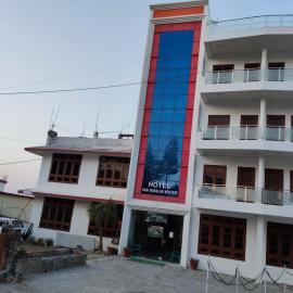Hotel Hari mangalam heritage，位于Tehri的酒店