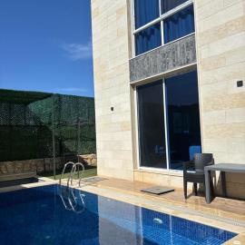 Angela chalet，位于Kfar Roummâne的酒店
