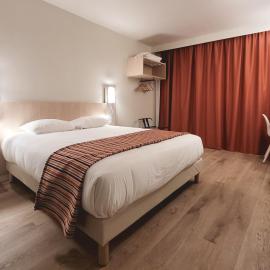 Hotel Espace Cite，位于卡尔卡松的酒店