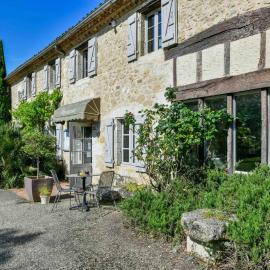 Logis Hôtel La Ferme de Flaran,位于Maignaut的酒店