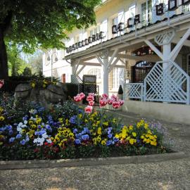 Hostellerie de la Bouriane,位于屈埃尔西地区古尔东的酒店
