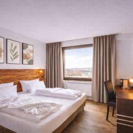 Luna Inn Stuttgart City，位于斯图加特的酒店