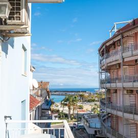 Hotel Villa Nefele，位于贾迪尼-纳克索斯的酒店